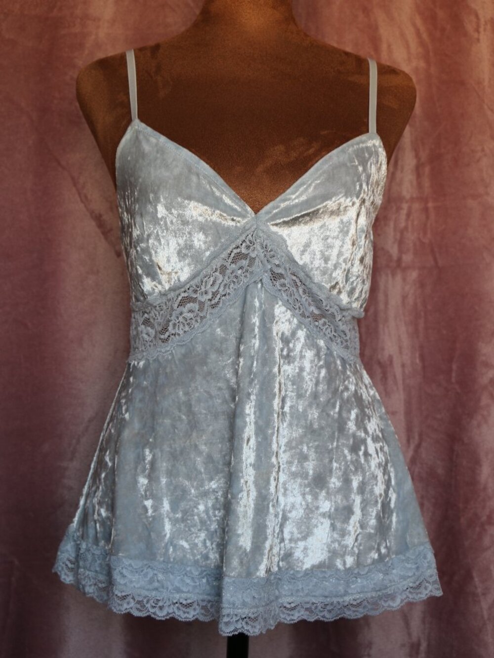 American Rag Cie Y2K Light Blue Crushed Velvet Lace Trim Cami Tank Top S 💙✨